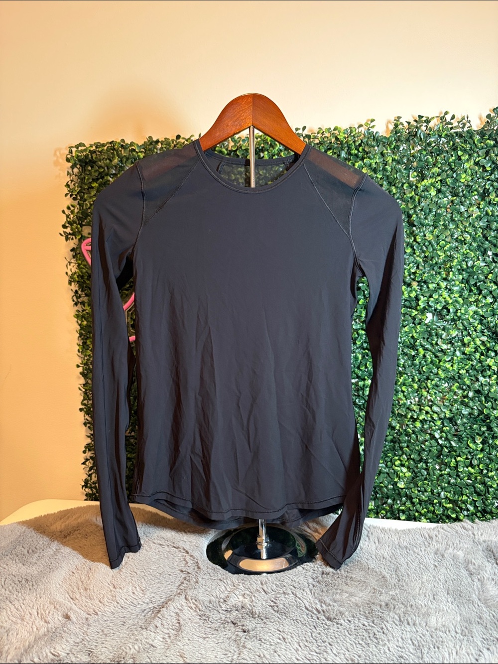 lululemon athletica Black Long Sleeve Crew Top